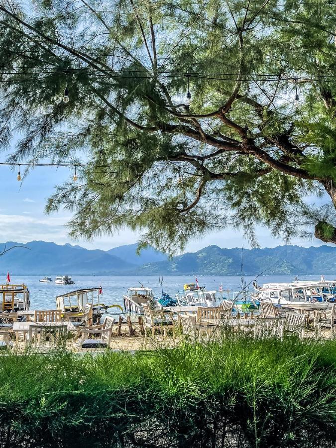 Serenity Luxurious Beachfront Villa & Spa With Private Infinity Pool, 8 Guests Gili Air Ngoại thất bức ảnh