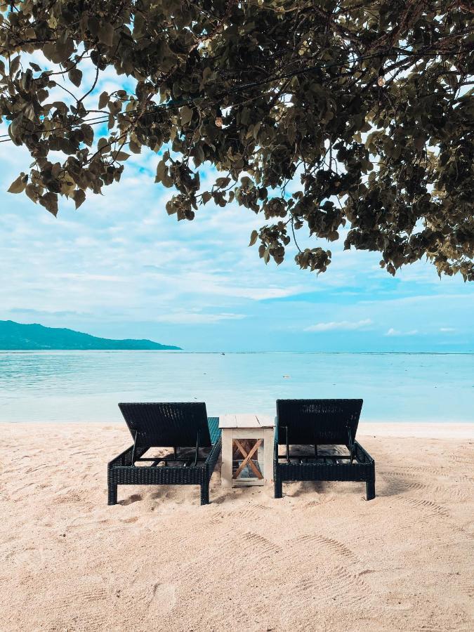 Serenity Luxurious Beachfront Villa & Spa With Private Infinity Pool, 8 Guests Gili Air Ngoại thất bức ảnh