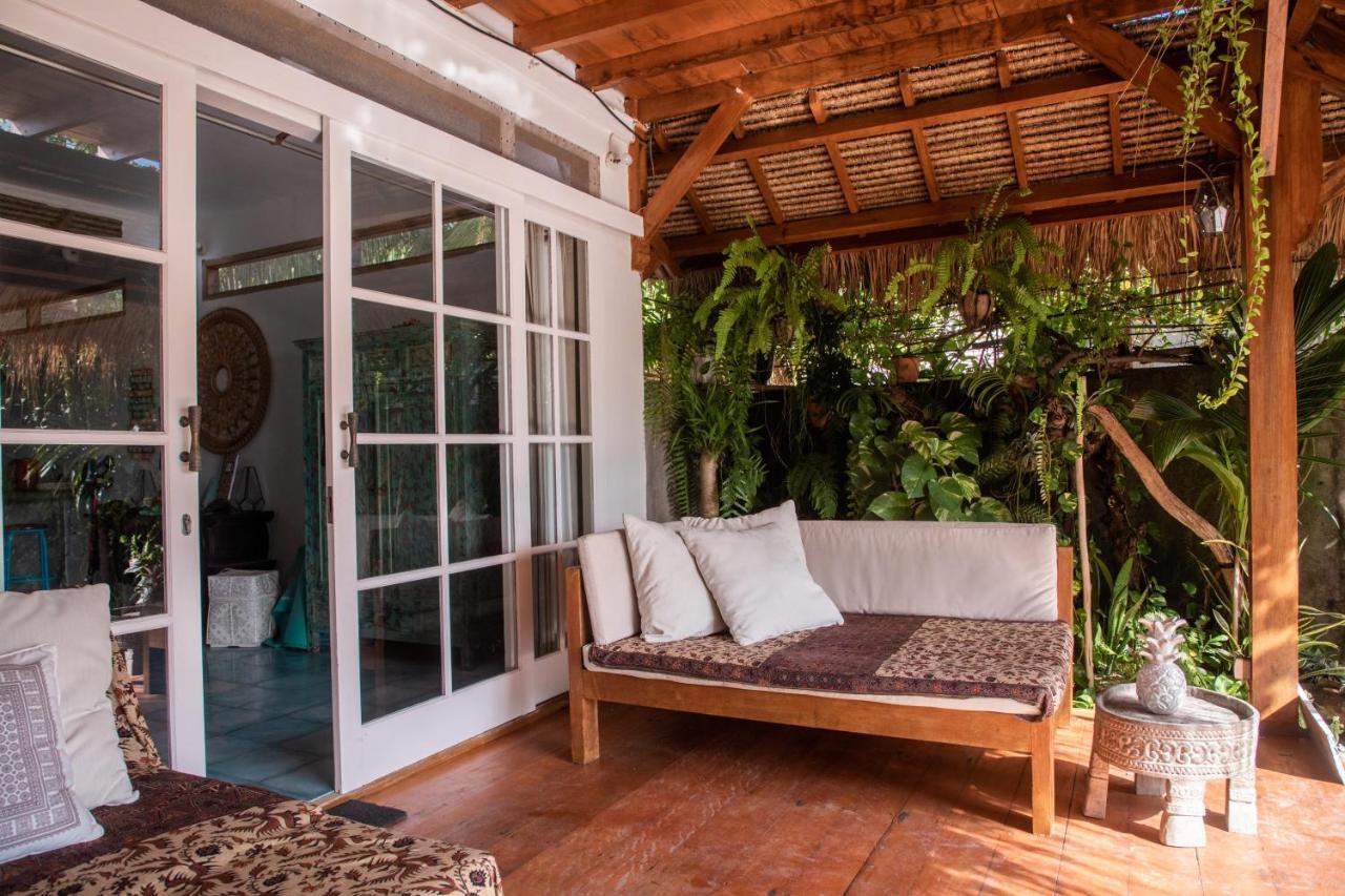 Serenity Luxurious Beachfront Villa & Spa With Private Infinity Pool, 8 Guests Gili Air Ngoại thất bức ảnh