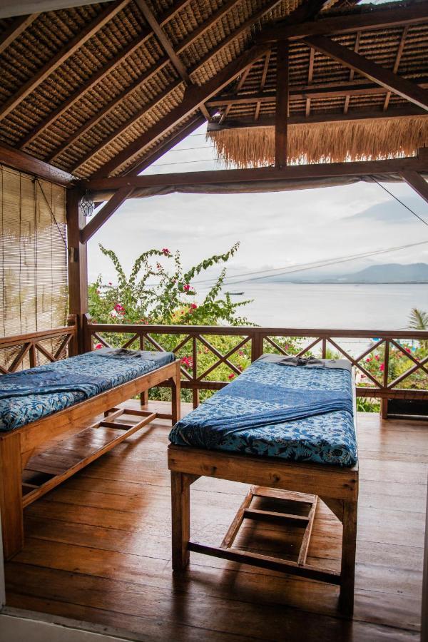 Serenity Luxurious Beachfront Villa & Spa With Private Infinity Pool, 8 Guests Gili Air Ngoại thất bức ảnh