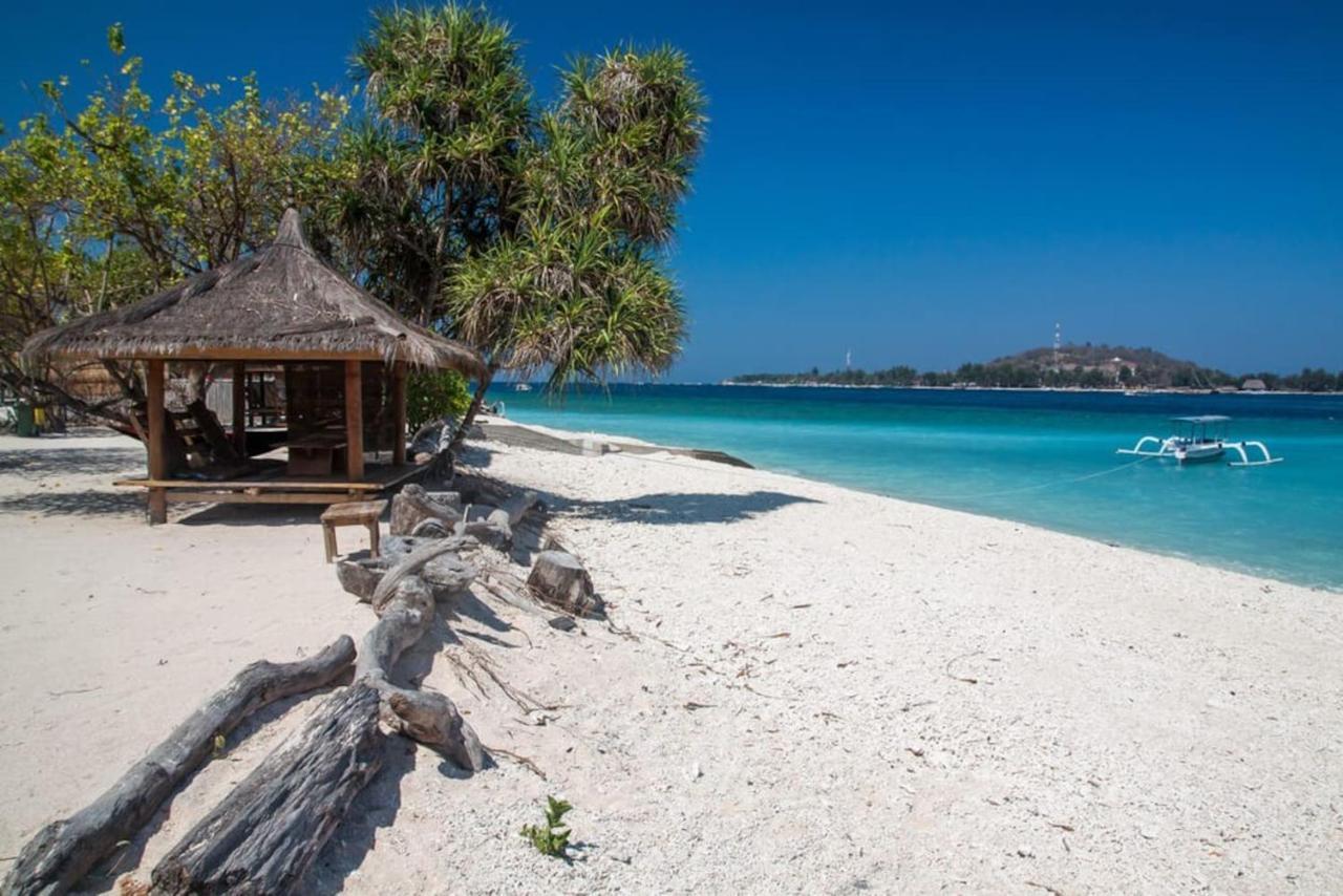 Serenity Luxurious Beachfront Villa & Spa With Private Infinity Pool, 8 Guests Gili Air Ngoại thất bức ảnh
